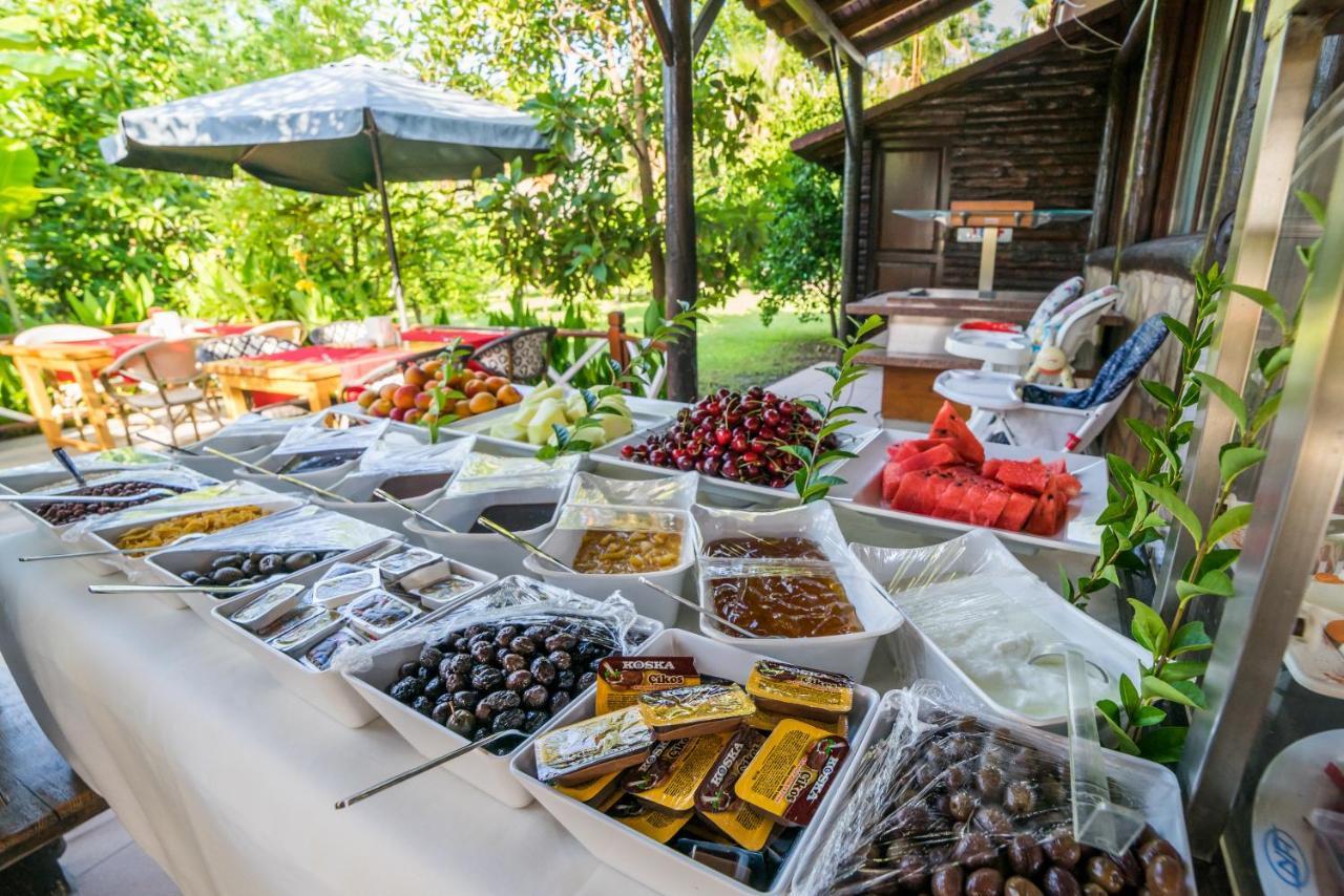 Nerissa Hotel Чирали Екстер'єр фото