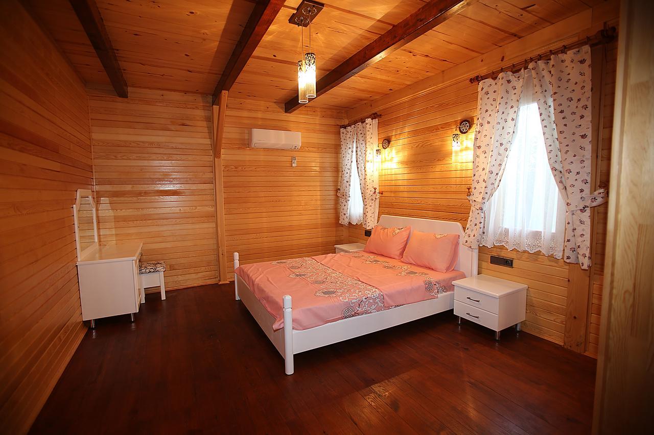 Nerissa Hotel Чирали Екстер'єр фото