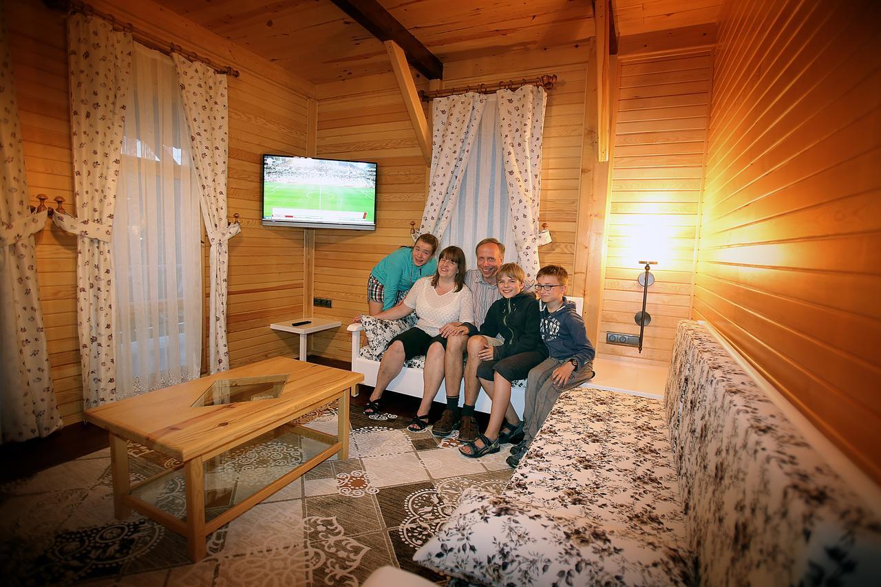 Nerissa Hotel Чирали Екстер'єр фото